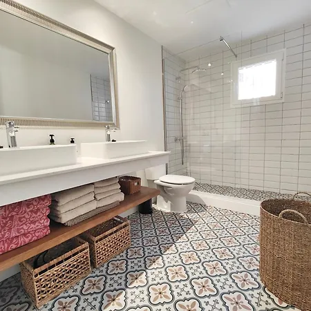 No 14 Santa Maria كوراليهو