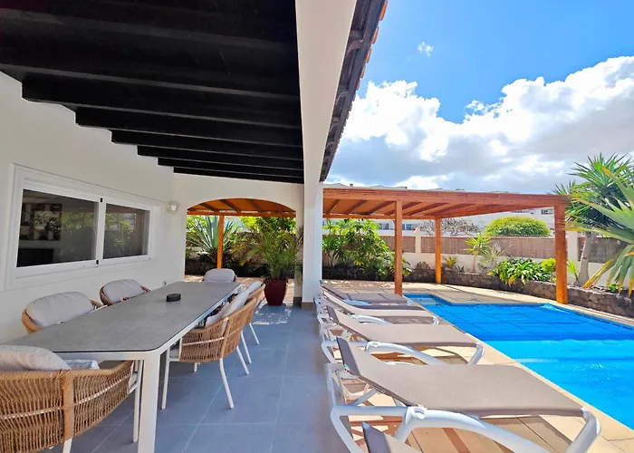 No 14 Santa Maria * Corralejo