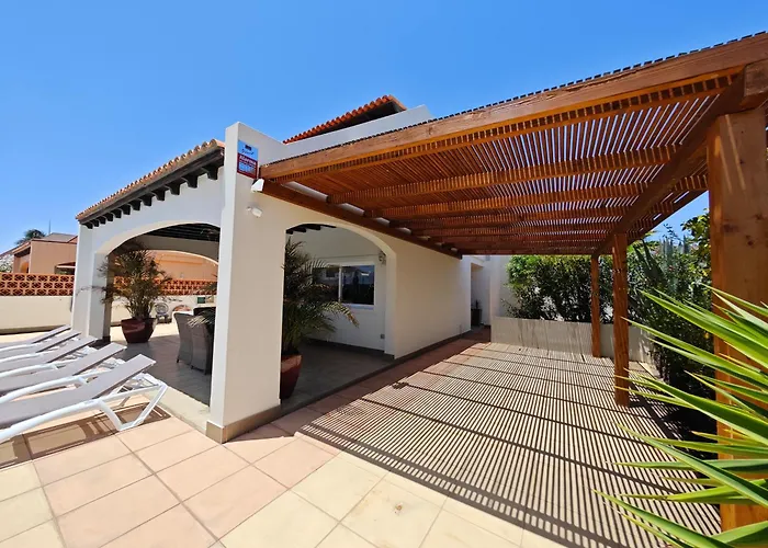 No 14 Santa Maria Villa