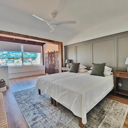 No 14 Santa Maria Villa *